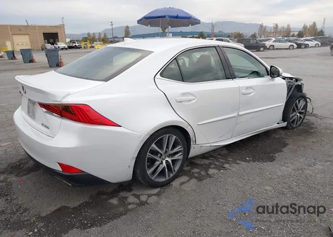 2018 Lexus Is 300 z USA, uszkodzony, nr VIN JTHBA1D25J5075481